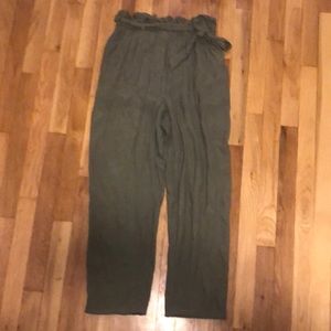 Dark green pants with bow!